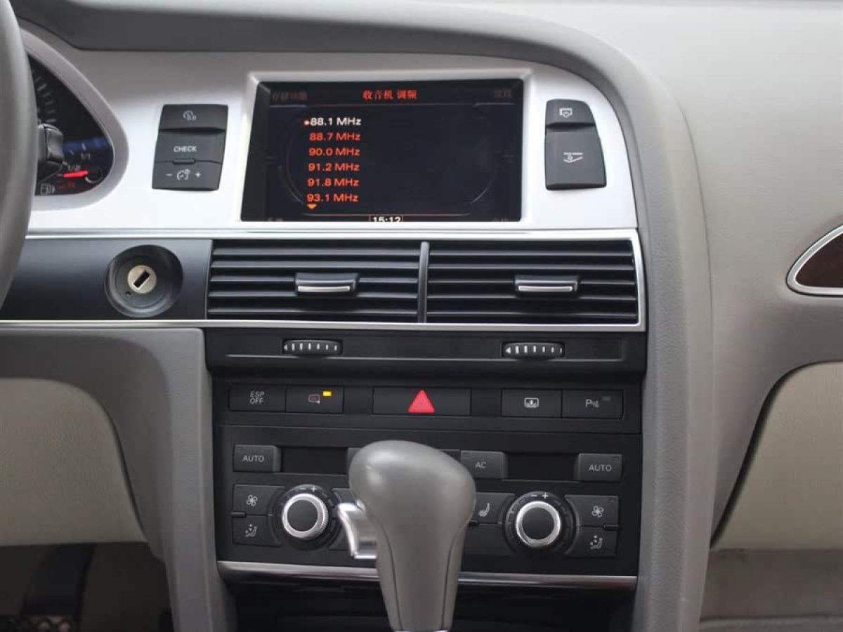 奧迪 奧迪A6L  2011款 2.8 FSI 舒適型圖片