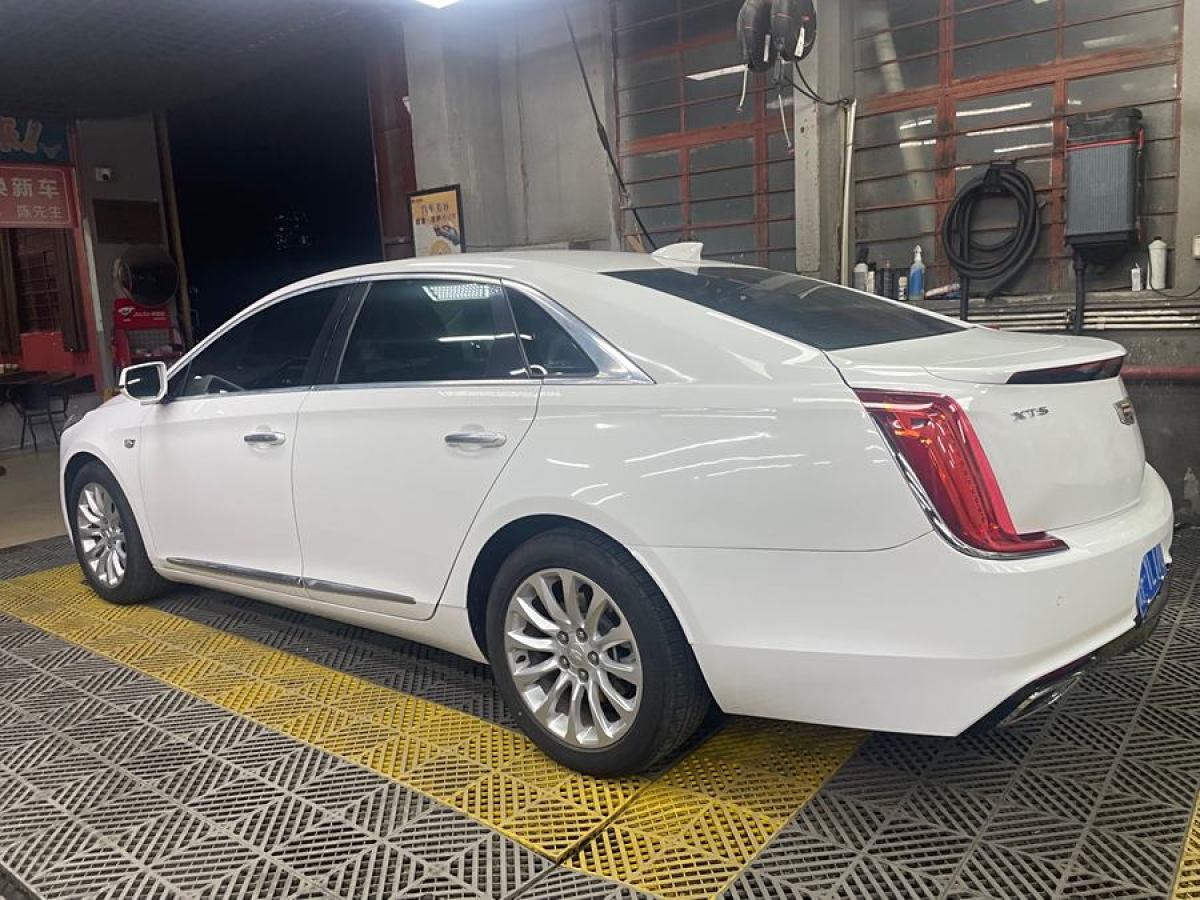 凯迪拉克 XTS  2018款 28T 精英型图片