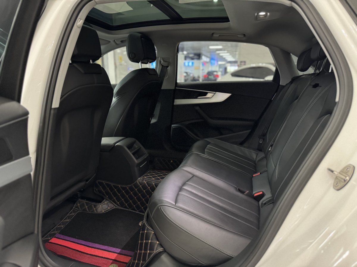 奧迪 奧迪A4L  2023款 40 TFSI 時(shí)尚動感型圖片