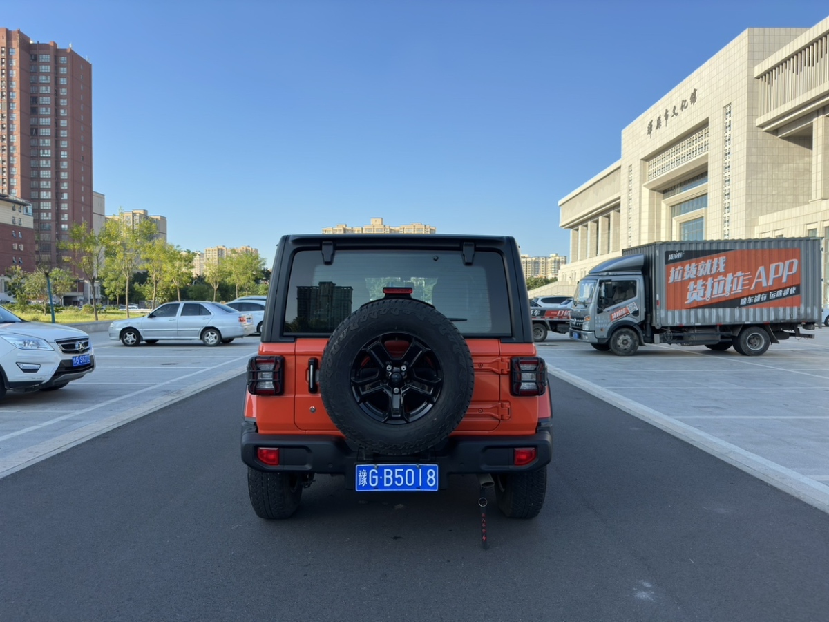 Jeep 牧馬人  2019款 2.0T Sahara 四門版 國VI圖片