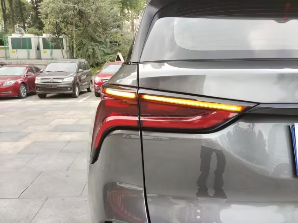 長(zhǎng)安 CS75 PLUS  2022款 2.0T 自動(dòng)領(lǐng)航型圖片