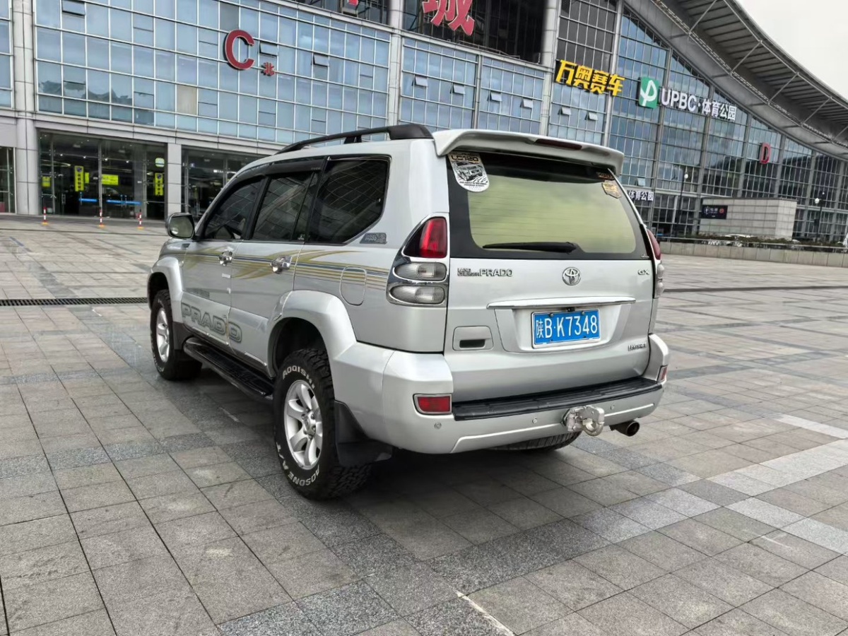 豐田 普拉多  2004款 GX 2.7自動(dòng)車型圖片