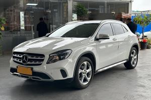 奔驰GLA 奔驰 GLA 200 动感型