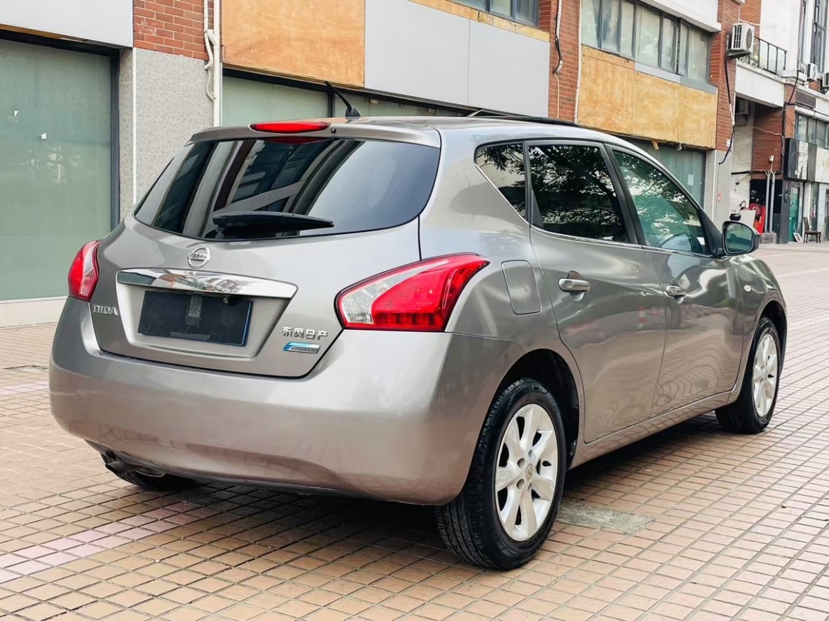 日產(chǎn) 騏達(dá)  2011款 1.6L CVT智能型圖片