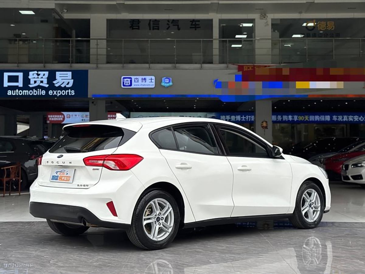 福特 ?？怂? 2019款 兩廂 1.5L 手動(dòng)鋒躍型 國(guó)V圖片