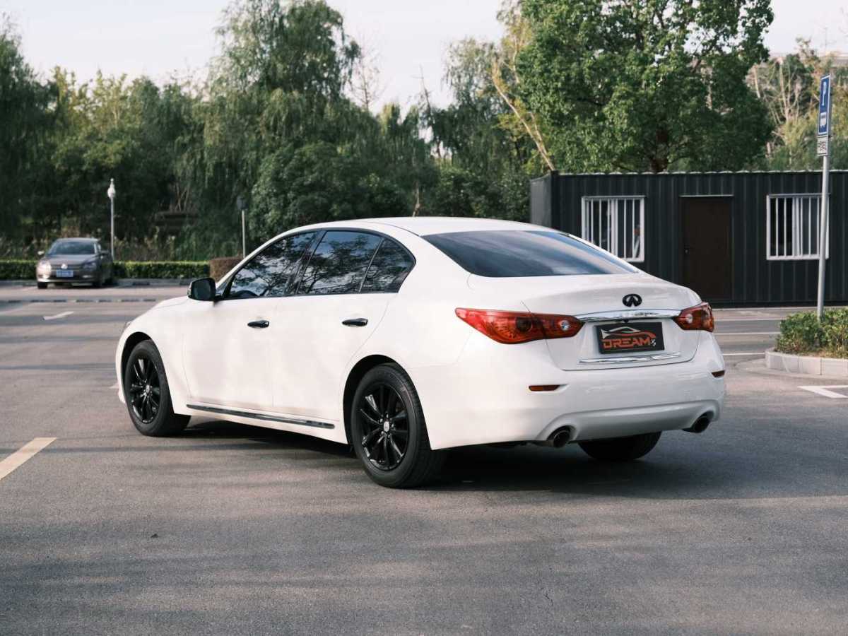 英菲尼迪 Q50L  2015款 2.0T 悅享版圖片