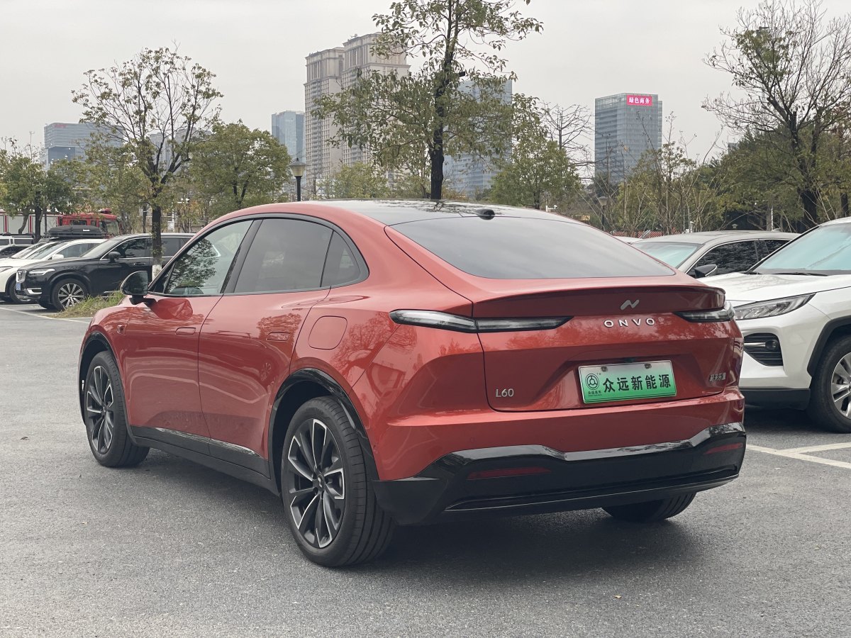 蔚來(lái) 樂(lè)道L60  2024款 60kwh 后驅(qū)版圖片