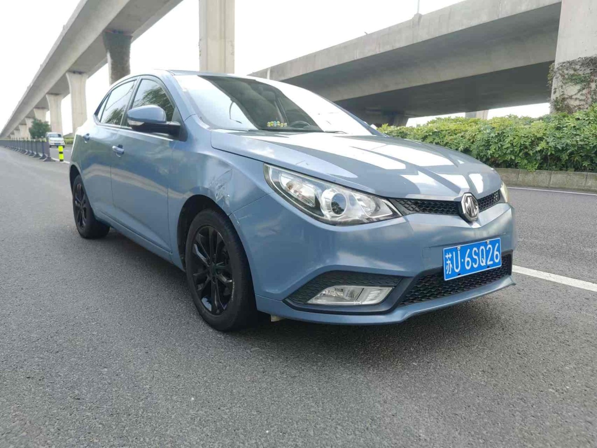 名爵 名爵5  2012款 MG5 1.5L 領(lǐng)航版圖片