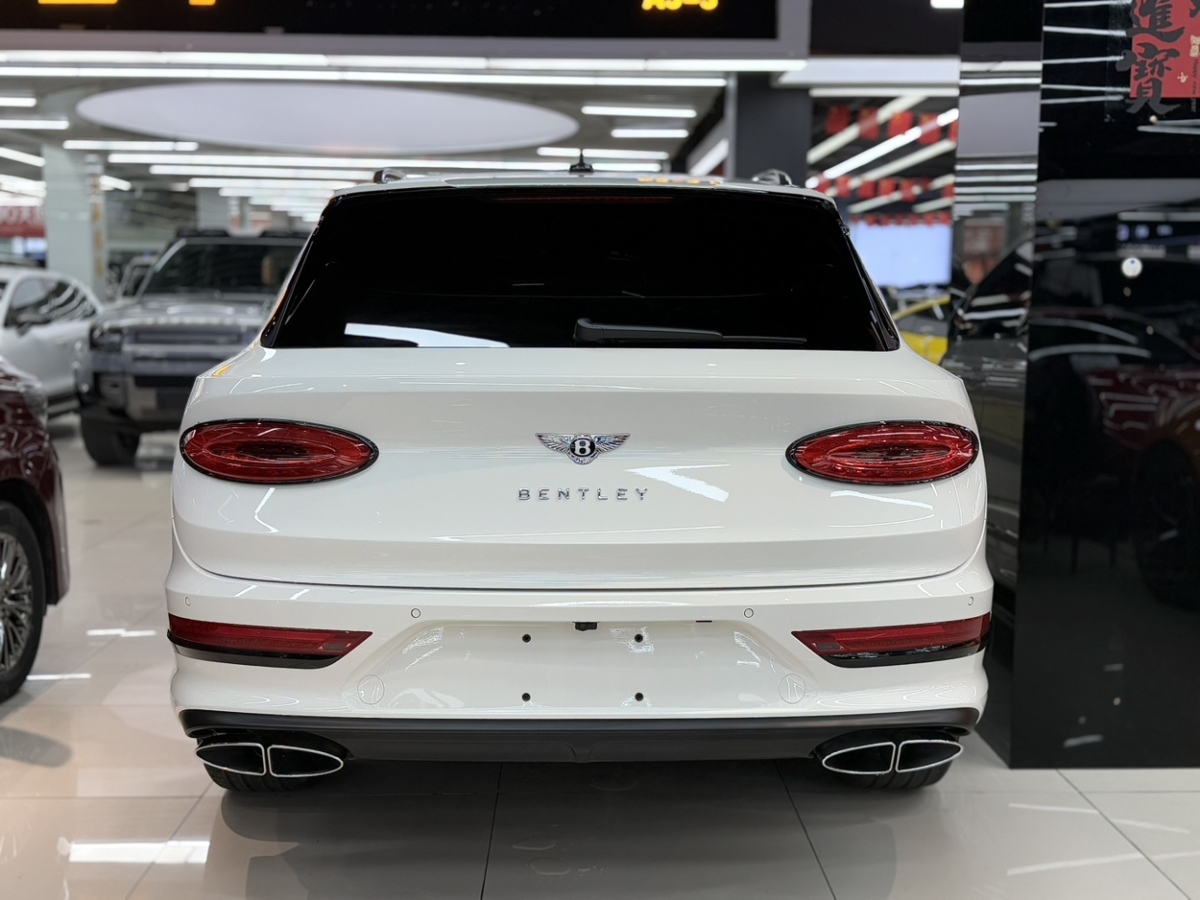賓利 添越  2022款 4.0T V8圖片
