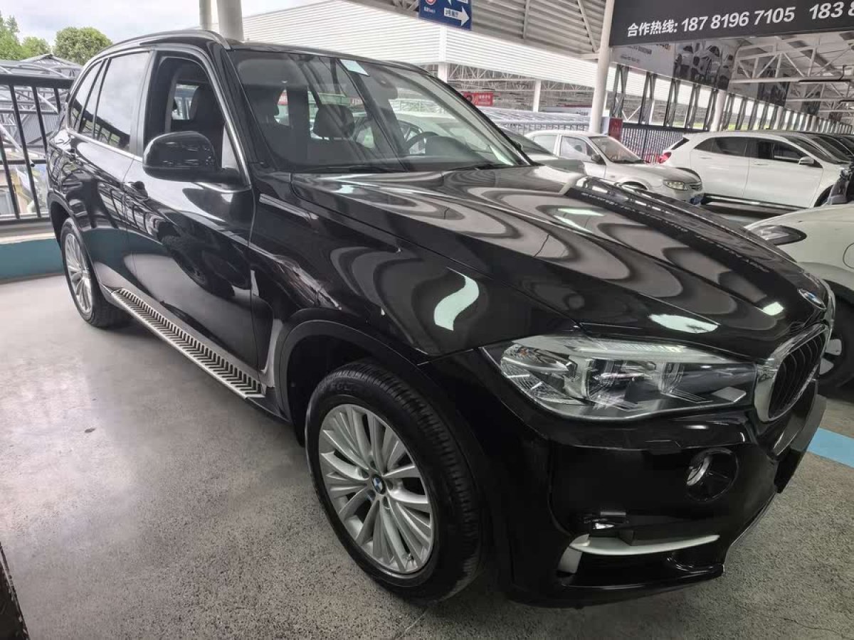 寶馬 寶馬X5  2014款 xDrive35i 領(lǐng)先型圖片