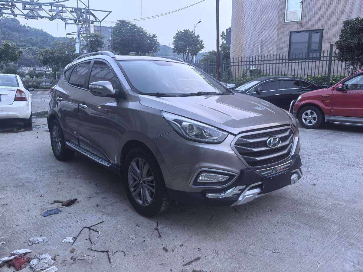 現(xiàn)代 ix35  2013款 2.0L 自動(dòng)兩驅(qū)智能型GLS 國(guó)IV圖片