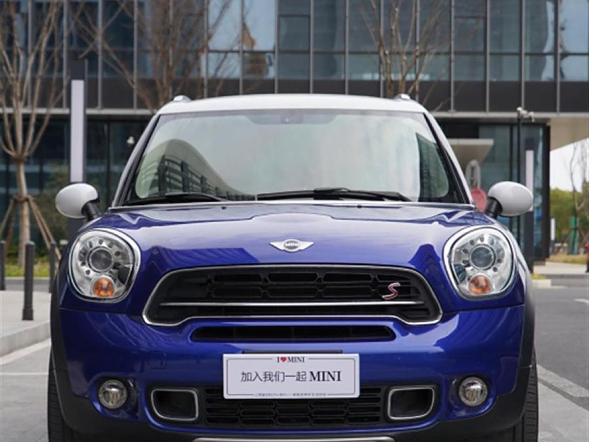 MINI COUNTRYMAN  2015款 1.6T COOPER S ALL4 極致暗夜版圖片