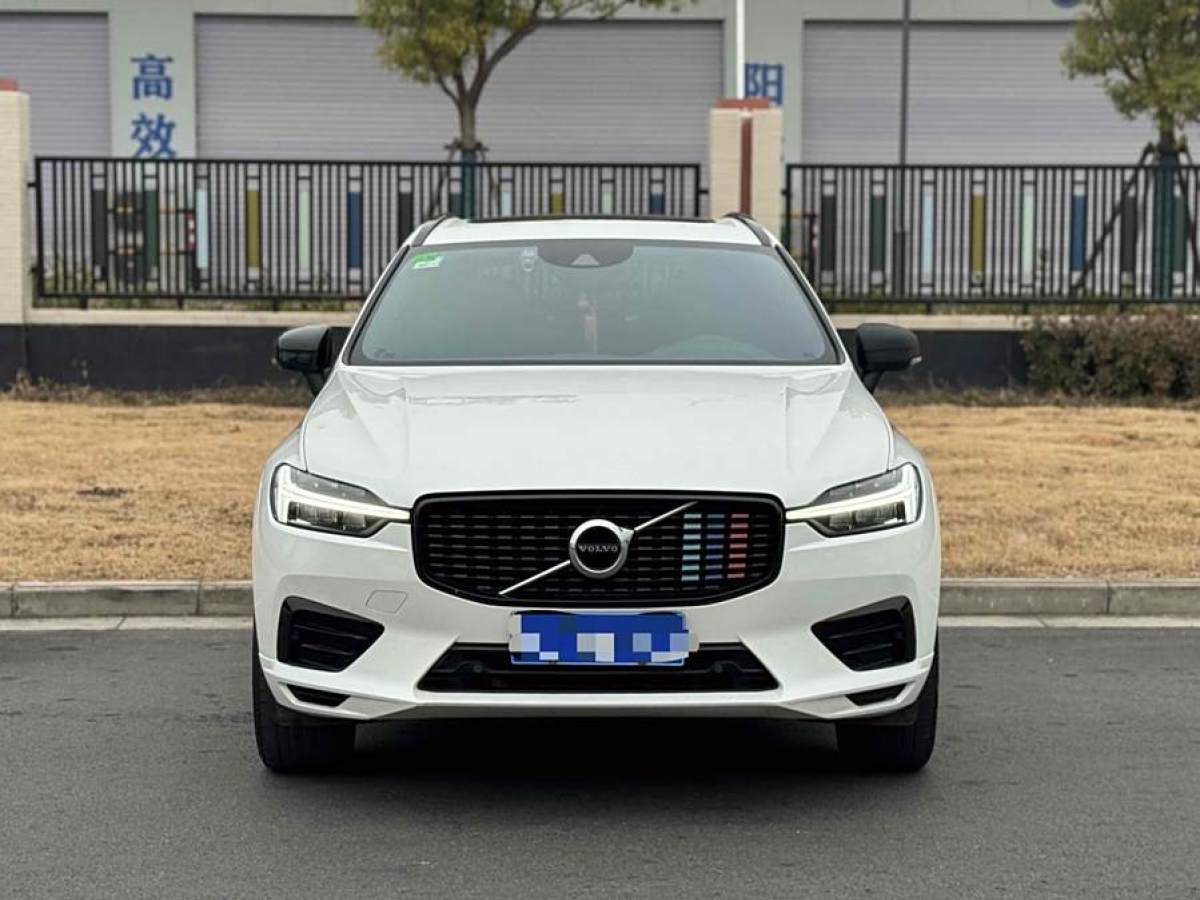 沃爾沃 XC60  2021款 T5 四驅(qū)智遠(yuǎn)運(yùn)動(dòng)版圖片