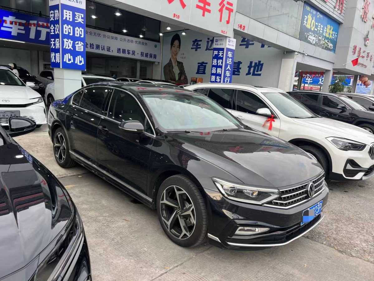 大眾 邁騰  2023款 200萬輛紀念版 330TSI DSG領(lǐng)先型圖片