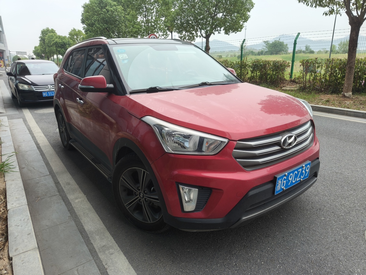 2016年6月現(xiàn)代 ix25  2015款 1.6L 自動(dòng)兩驅(qū)智能型GLS