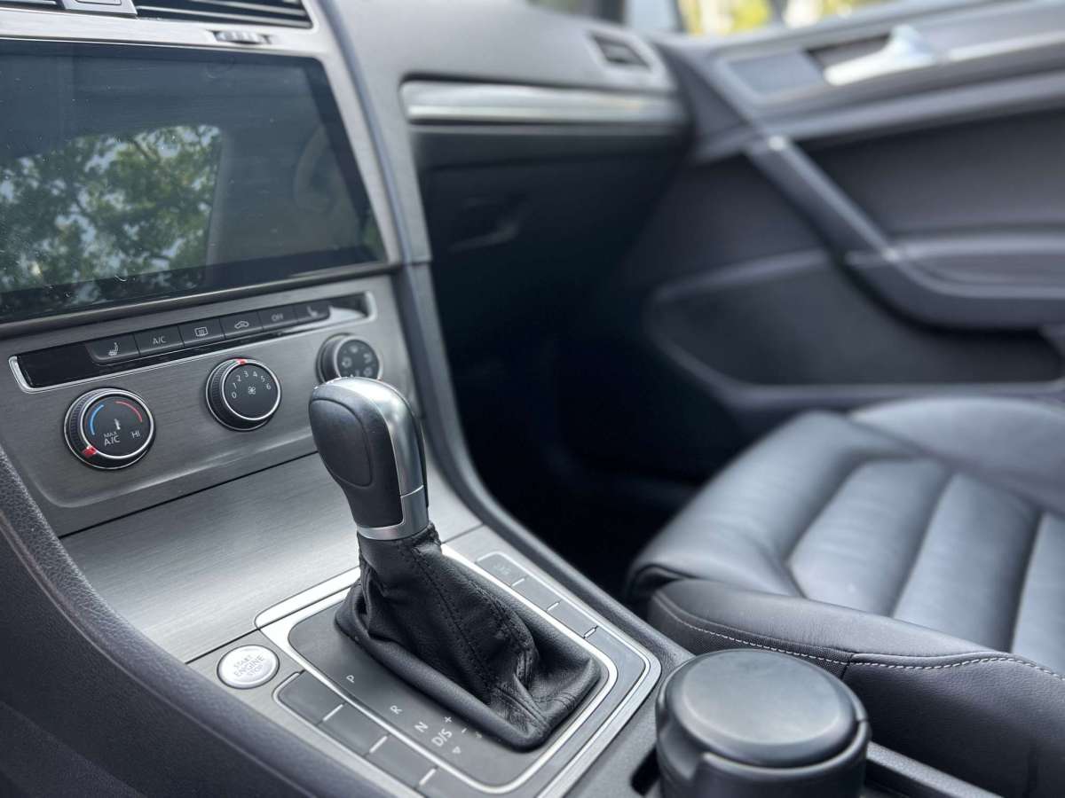大眾 高爾夫  2015款 1.4TSI 自動豪華型圖片