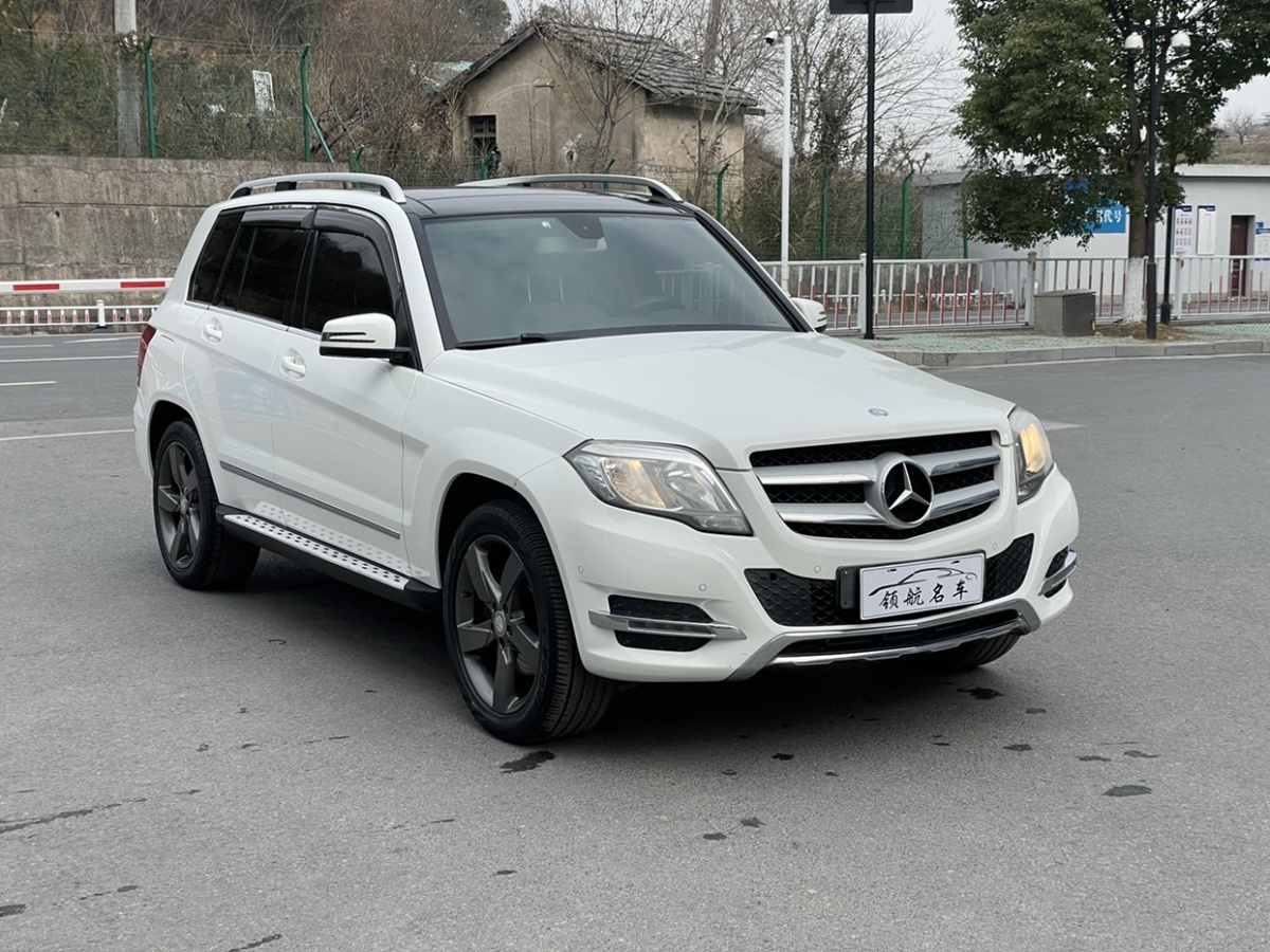 奔馳 奔馳GLK級(jí)  2013款 GLK 300 4MATIC 動(dòng)感天窗型圖片