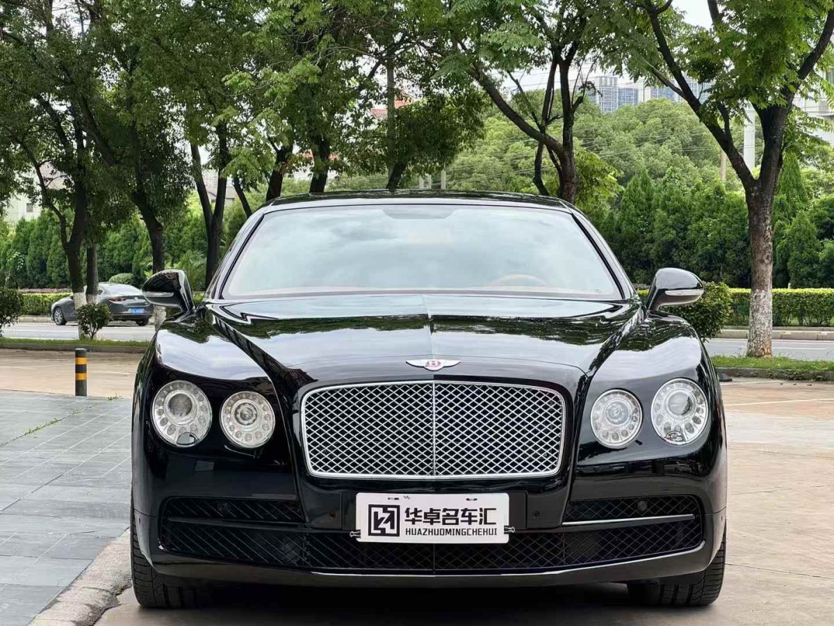 賓利 飛馳  2016款 4.0T V8 標(biāo)準(zhǔn)版圖片