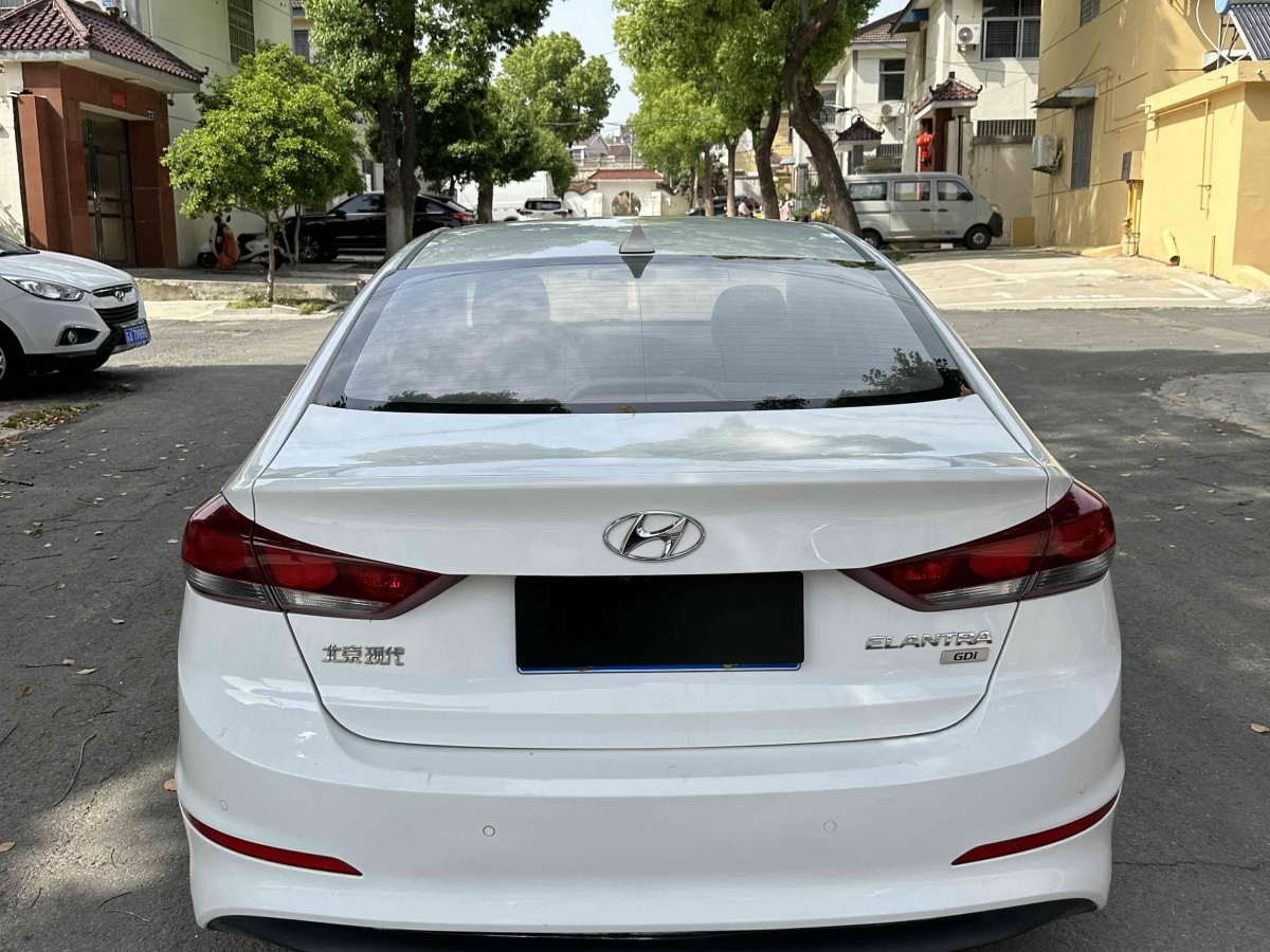 現(xiàn)代 領(lǐng)動  2018款 1.6L 自動15周年特別版圖片