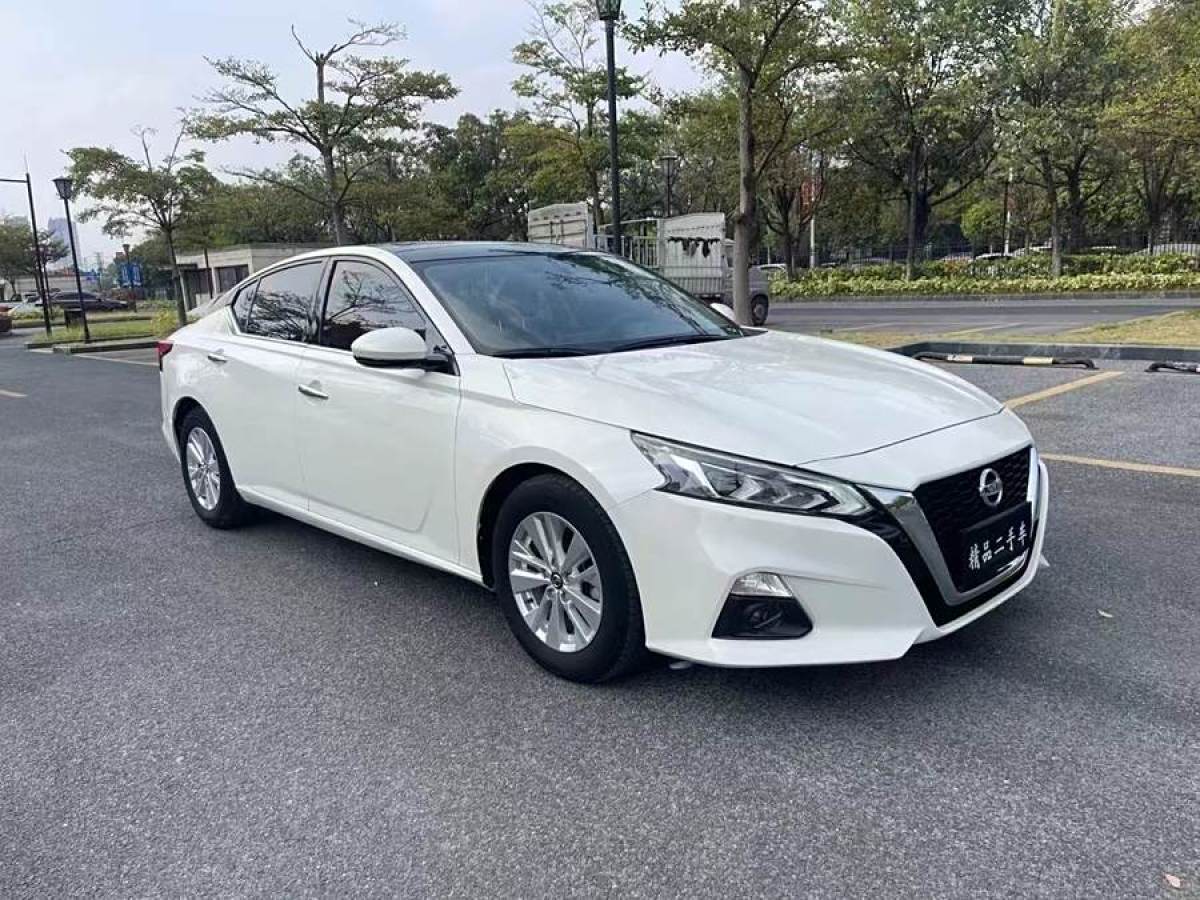 日產(chǎn) 天籟  2020款 改款 2.0L XL 舒適版圖片