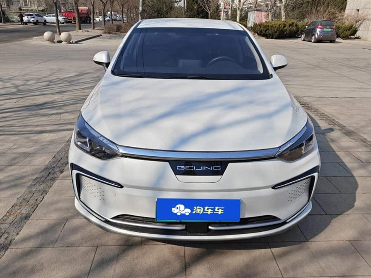 北汽新能源 EU5  2022款 網(wǎng)約出行版圖片