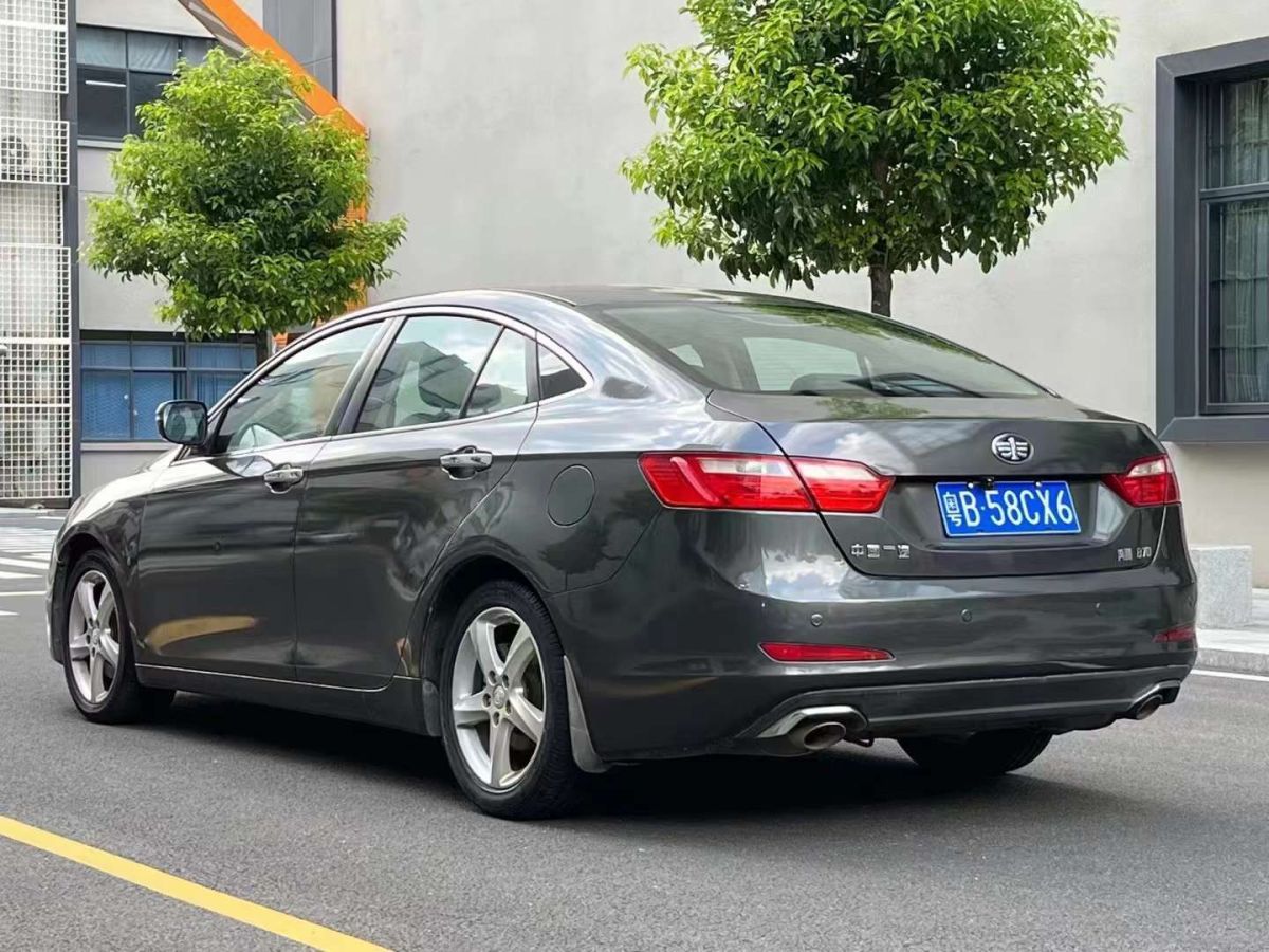 奔腾 b70 2014款 2.0l 自动豪华型图片