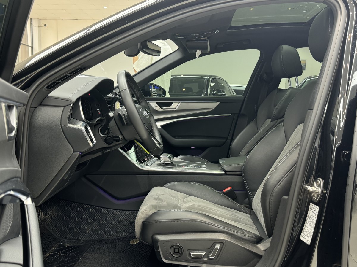 奧迪 奧迪A6L  2024款 45 TFSI 臻選動(dòng)感型圖片