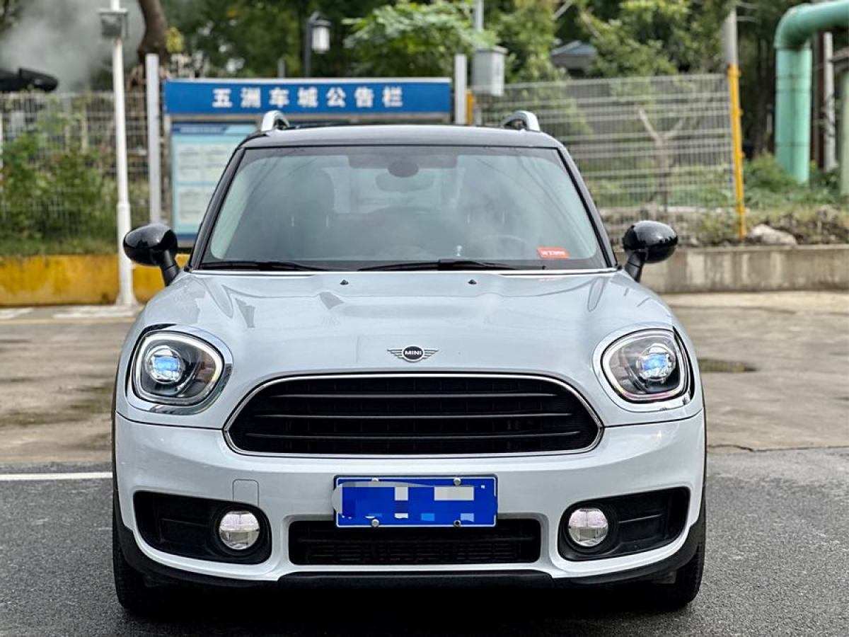 MINI COUNTRYMAN  2018款 1.5T COOPER ALL4 經(jīng)典派圖片