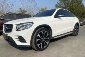 奔馳C級(jí) 奔馳 C 300 轎跑車