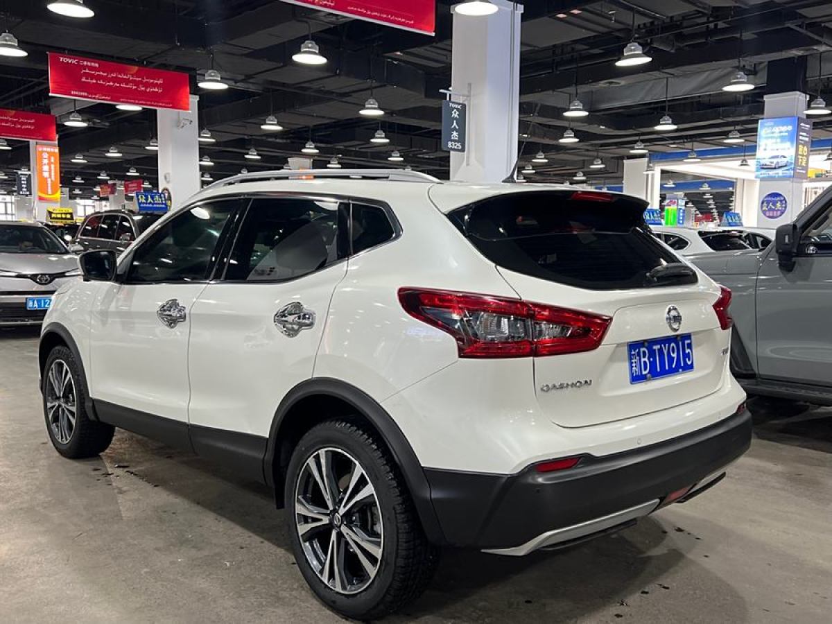 日產(chǎn) 逍客  2021款 2.0L CVT豪華版圖片