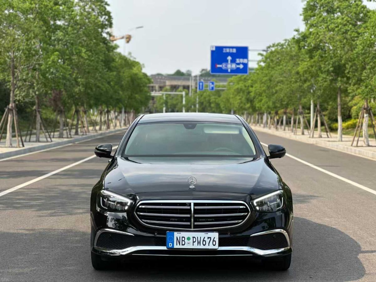 奔馳 奔馳E級(jí)  2021款 E 300 L 豪華型圖片