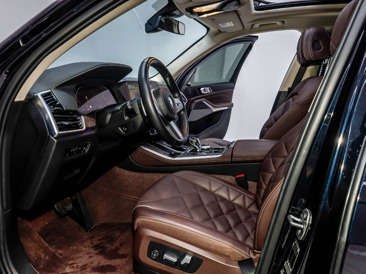 BMWX5 2022 facelift xDrive 30Li Exclusive M Sport Set图片