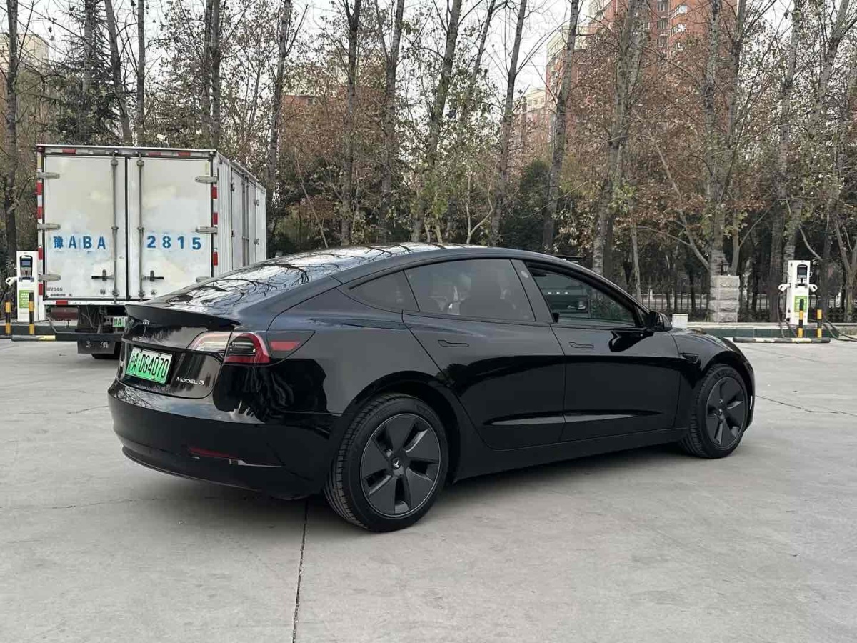 特斯拉 Model Y  2022款 改款 后輪驅(qū)動(dòng)版圖片