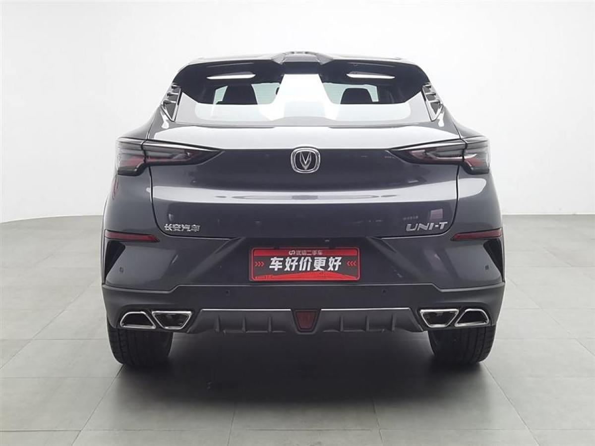 長(zhǎng)安 UNI-T  2020款 1.5T 尊貴型圖片