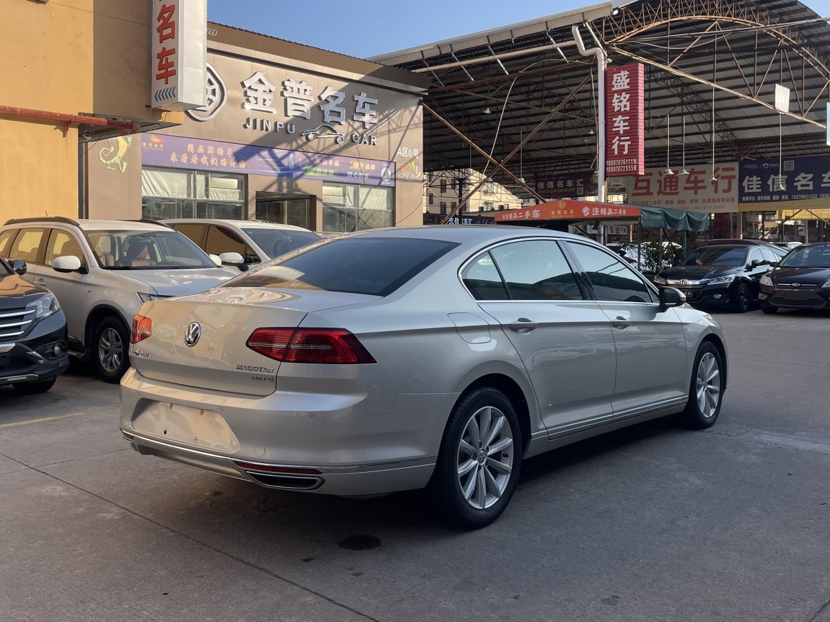 大眾 邁騰  2019款  330TSI DSG 領(lǐng)先型 國(guó)VI圖片