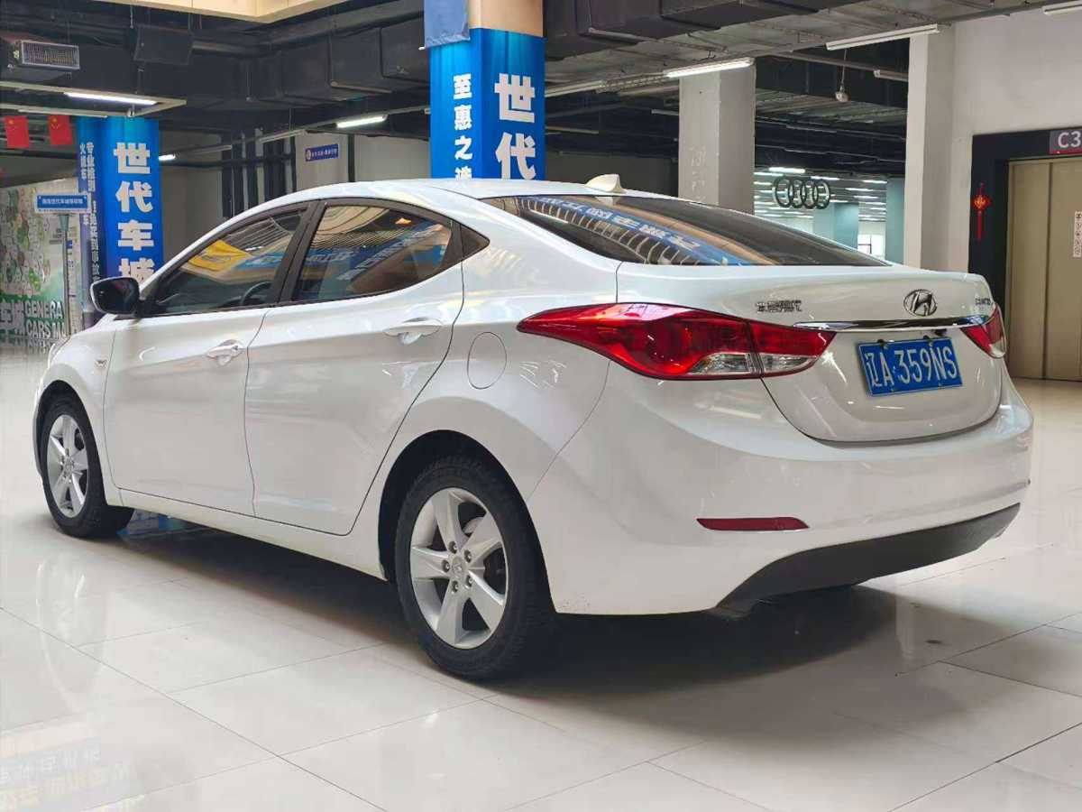 現(xiàn)代 朗動  2012款 1.6L 手動時尚型圖片