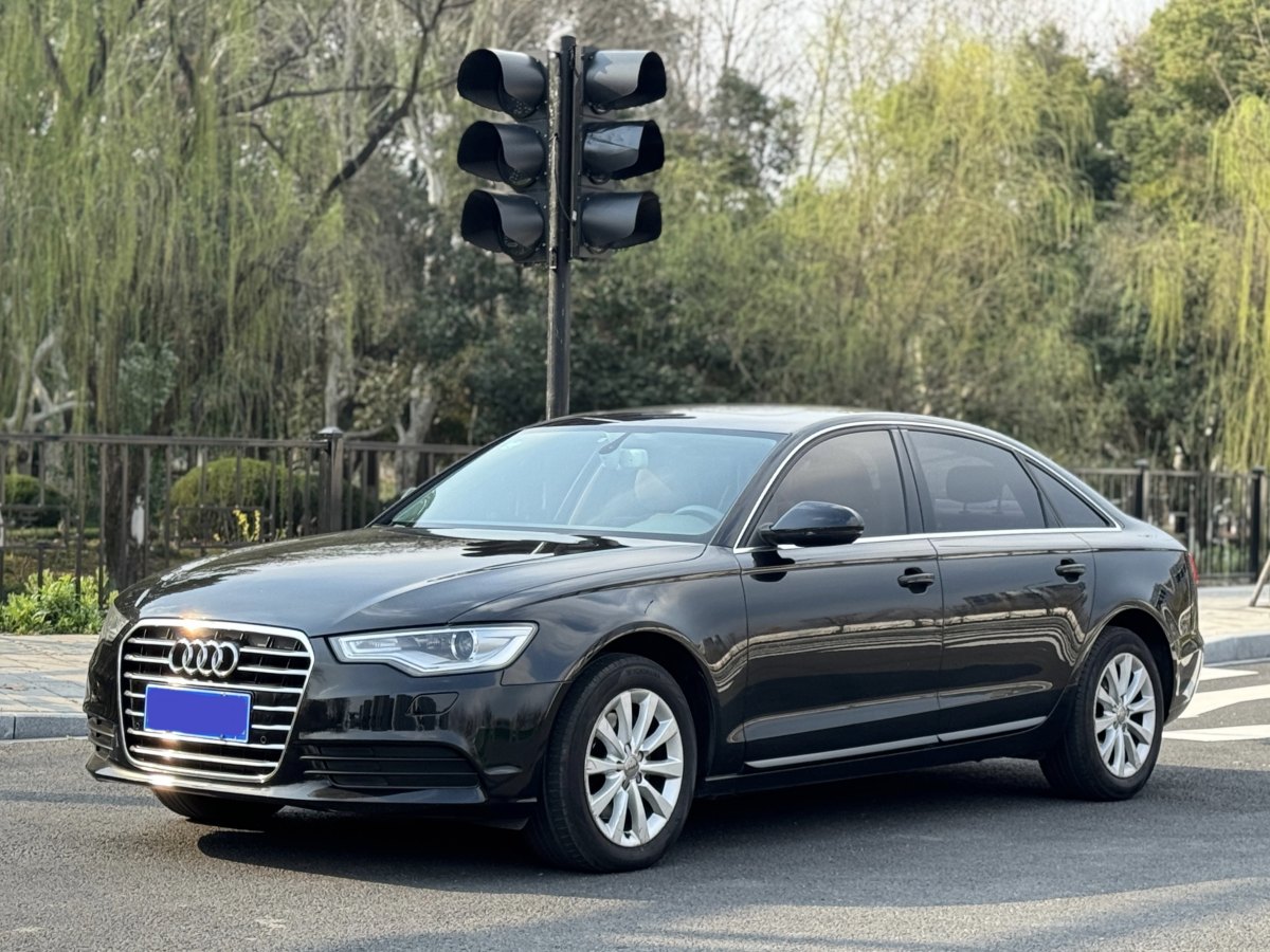 2015年3月奧迪 奧迪A6L  2014款 TFSI 標(biāo)準(zhǔn)型