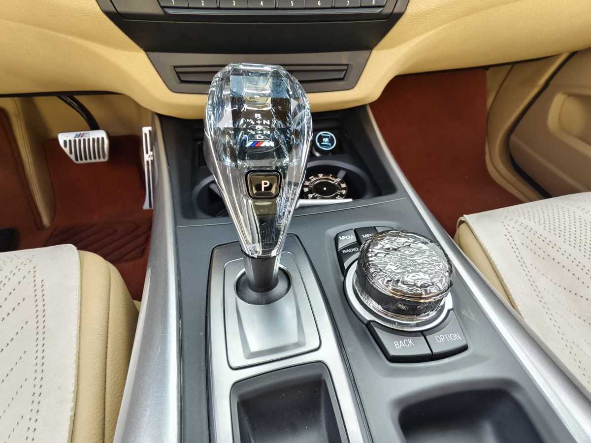 寶馬 寶馬X5  2011款 xDrive35i 領(lǐng)先型圖片