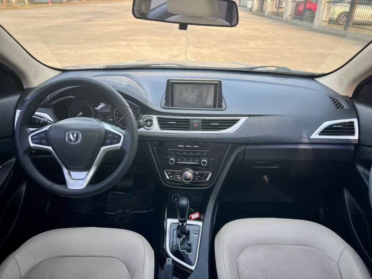 長安 悅翔V7  2015款 1.6L 自動(dòng)樂享型 國IV圖片