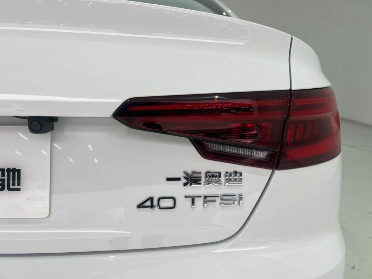 奧迪 奧迪A4L  2019款 40 TFSI 時(shí)尚型 國(guó)VI圖片