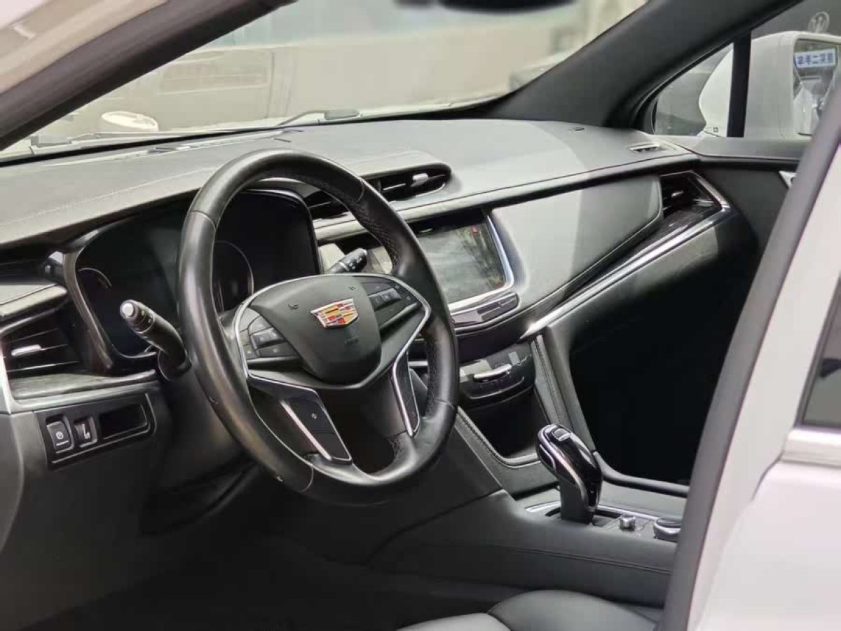 凱迪拉克 XT5  2021款 2.0T 兩驅(qū)豪華型圖片