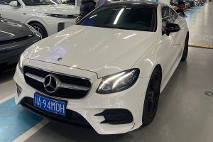 奔馳E級 奔馳 E 260 轎跑車