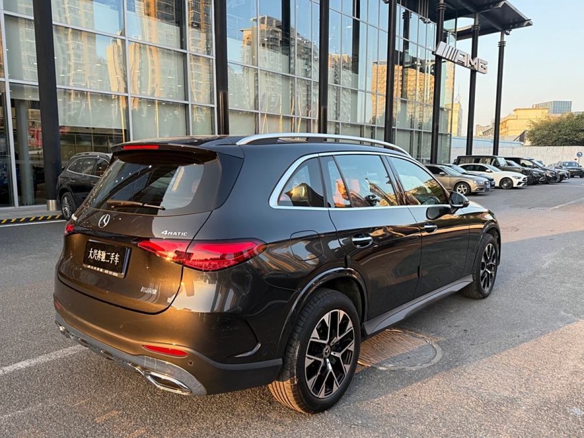 奔馳 奔馳GLC  2024款 改款 GLC 260 L 4MATIC 豪華型 5座圖片