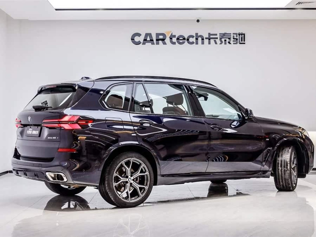 寶馬 寶馬X5  2023款 xDrive 30Li 尊享型M運動曜夜套裝圖片