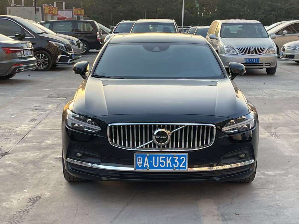 沃爾沃 S90  2021款 B5 智逸運(yùn)動(dòng)版圖片