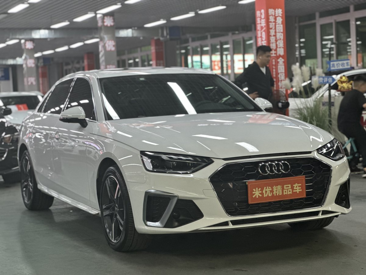 2022年1月奧迪 奧迪A4L  2022款 40 TFSI 豪華動感型