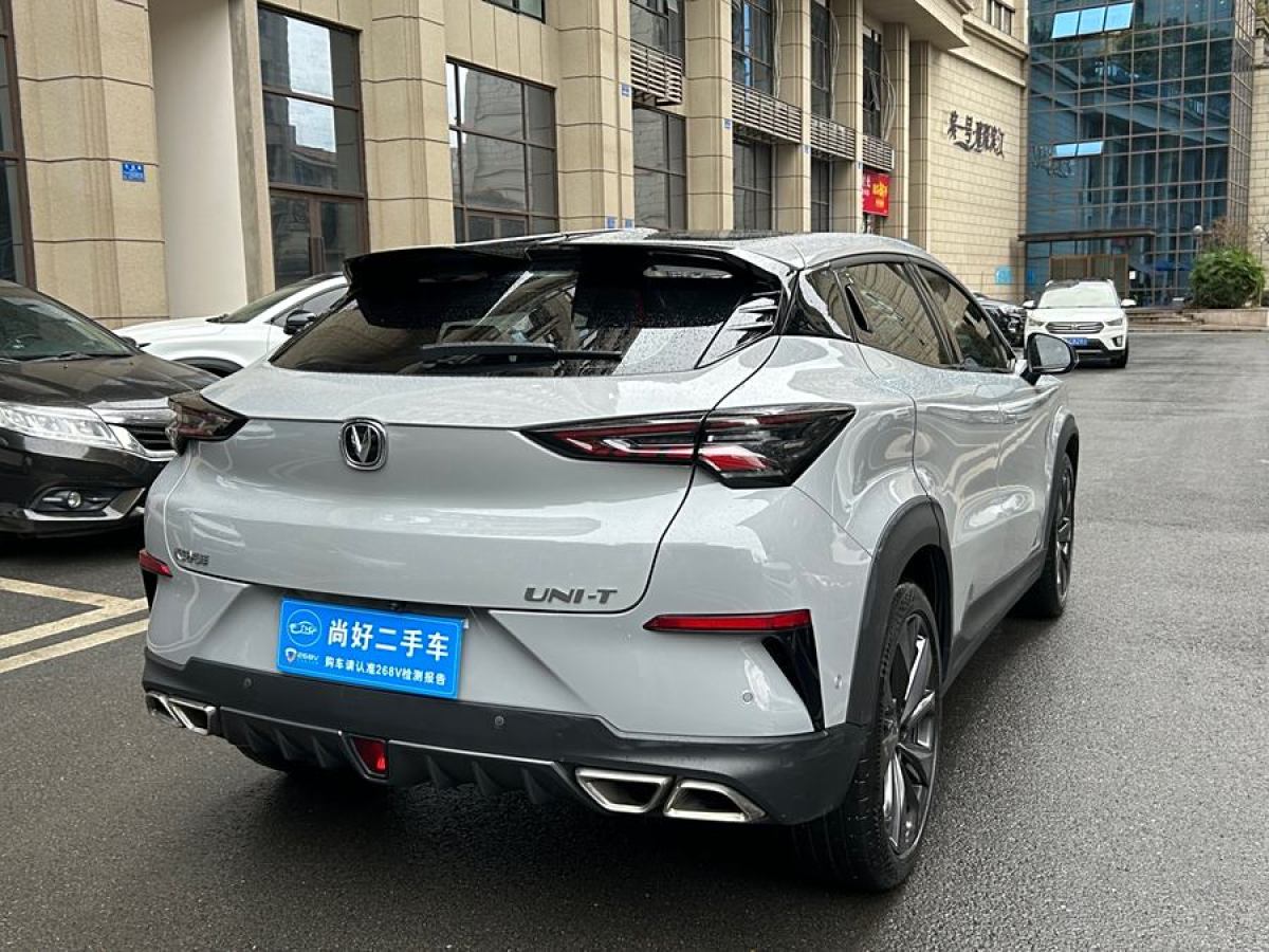 長(zhǎng)安 UNI-T  2020款 1.5T 旗艦型圖片