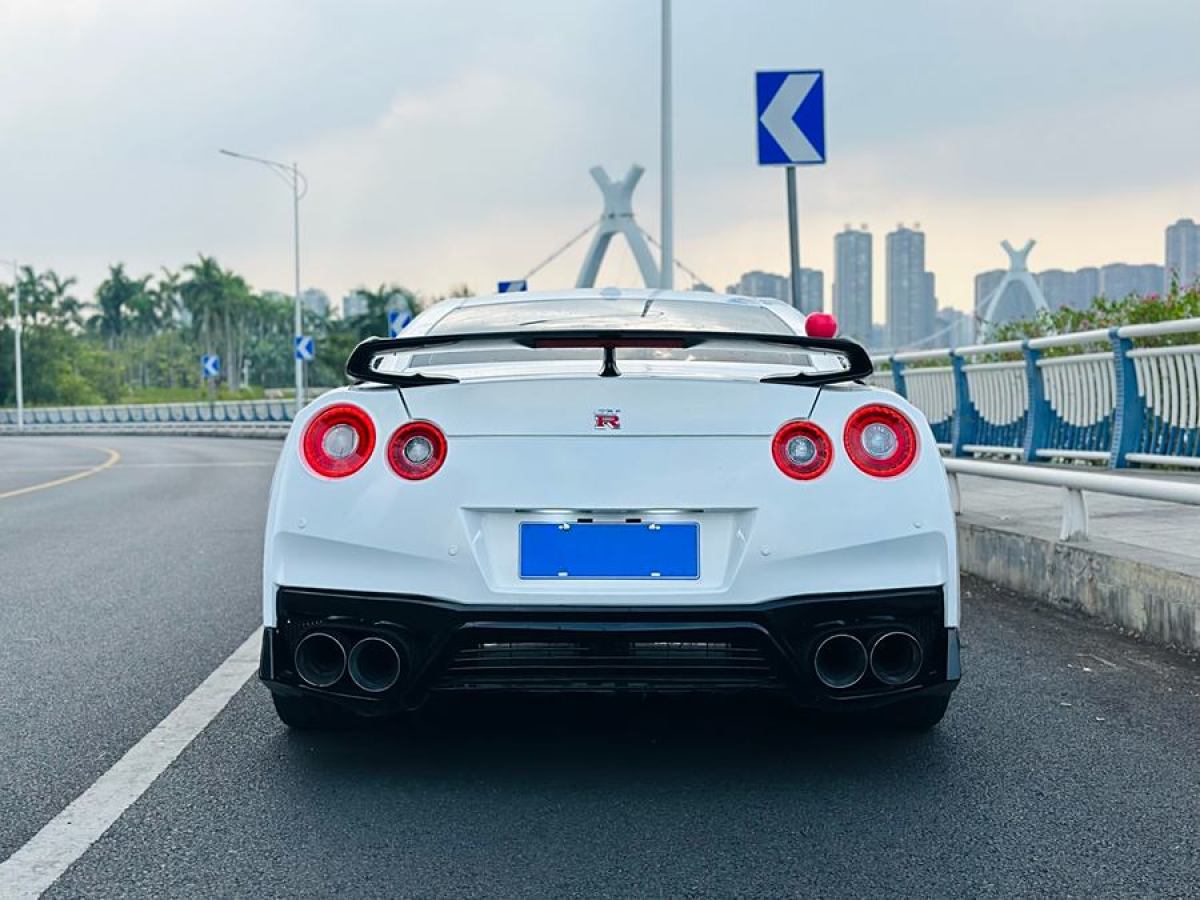 日產(chǎn) GT-R  2009款 R35圖片