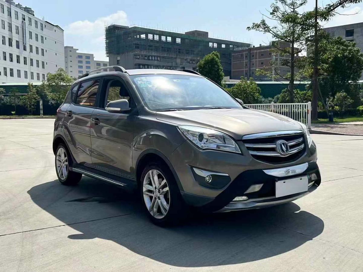 長安 CS35  2017款 1.6L 手動豪華型圖片