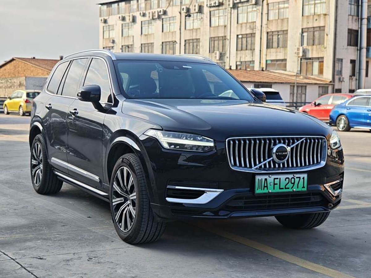 沃爾沃 XC90新能源  2021款 E驅(qū)混動(dòng) T8 智尊豪華版 7座圖片